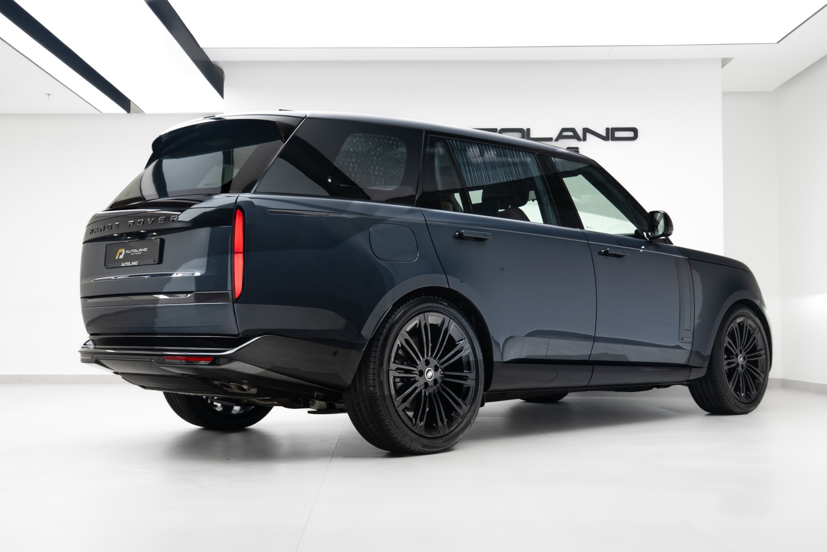 2025 RANGE ROVER P530 AUTOBIOGRAPHY LWB | DEALER WARRANTY 5 YEARS |